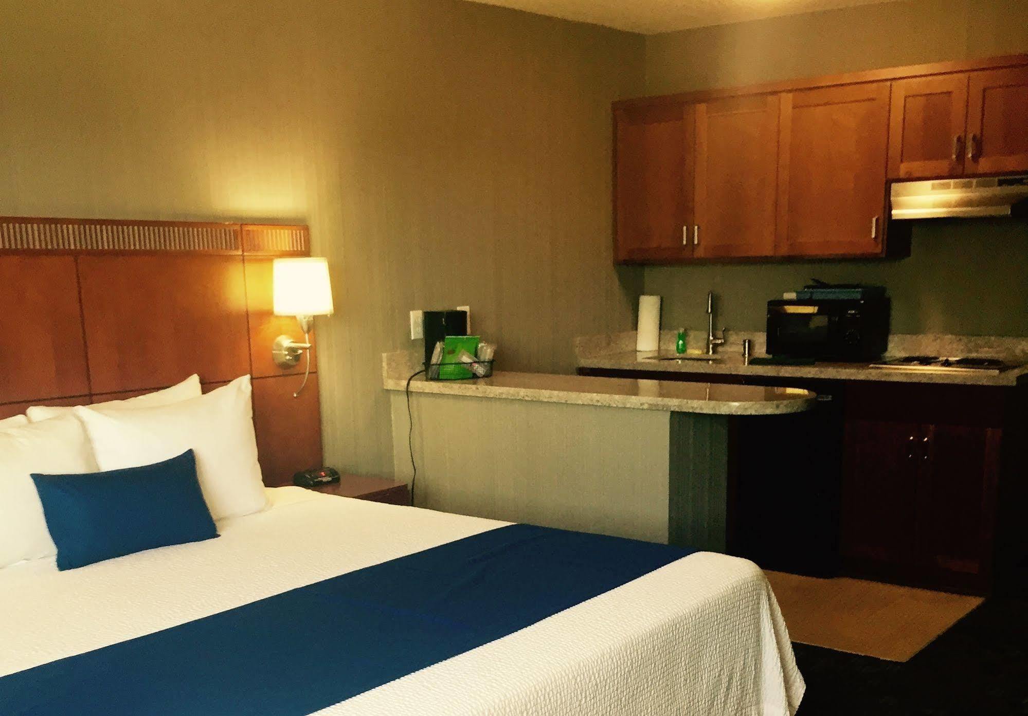 Country Inn & Suites By Radisson, Delta Park North Portland Luaran gambar